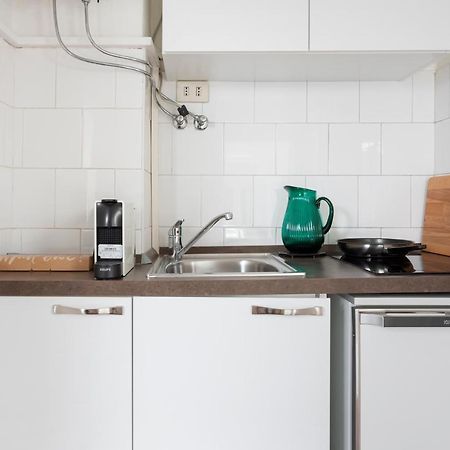 1 Bedroom & 1 Living Room Apt - Duomo 5 Μιλάνο Εξωτερικό φωτογραφία