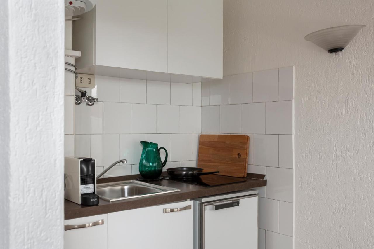1 Bedroom & 1 Living Room Apt - Duomo 5 Μιλάνο Εξωτερικό φωτογραφία