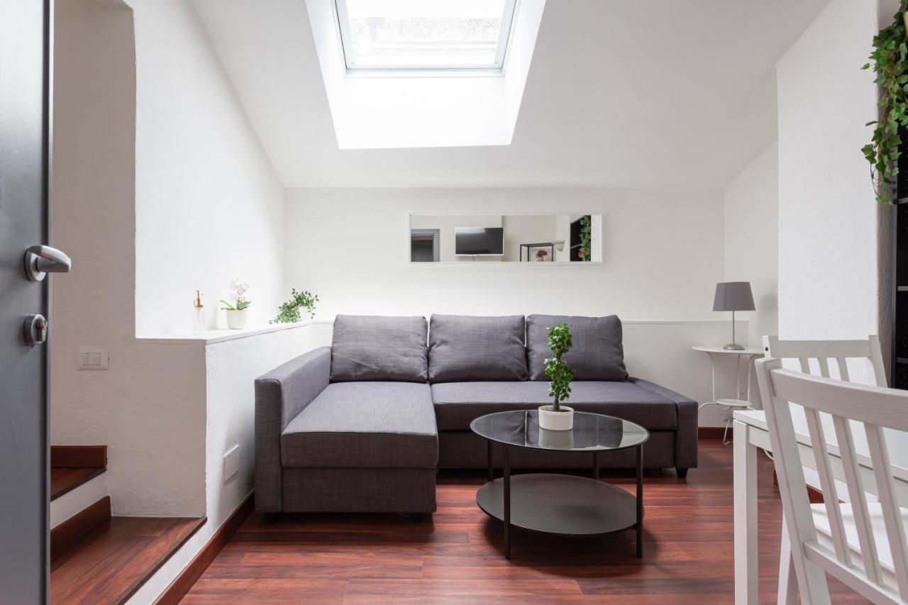 1 Bedroom & 1 Living Room Apt - Duomo 5 Μιλάνο Εξωτερικό φωτογραφία